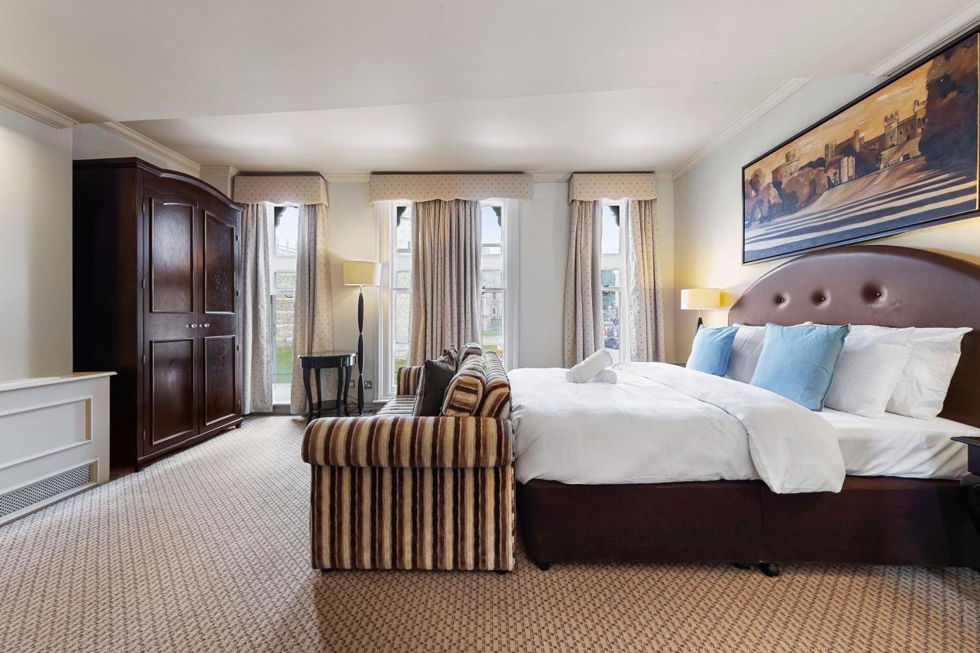 Harte & Garter Windsor Exterior foto
