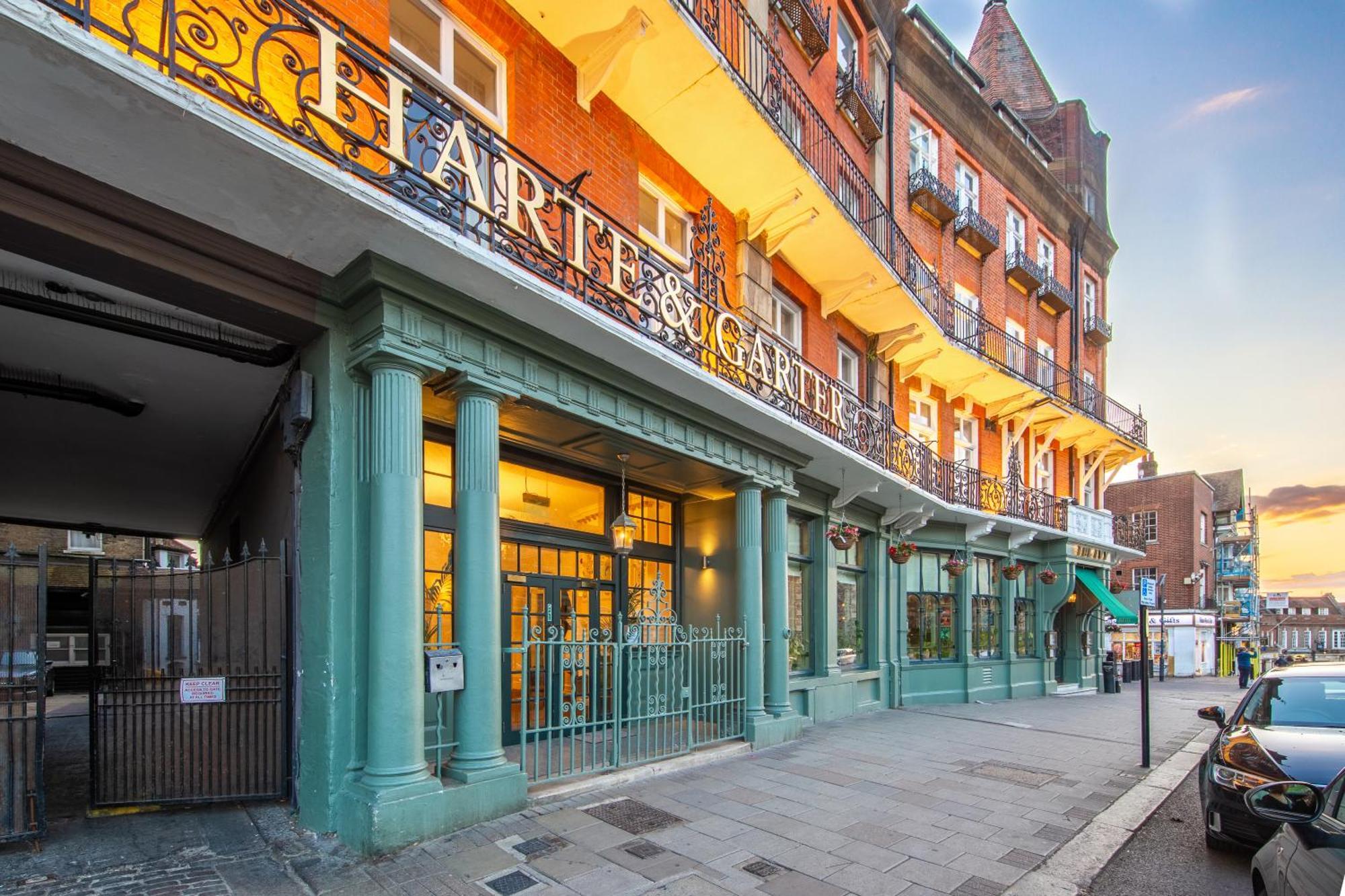 Harte & Garter Windsor Exterior foto